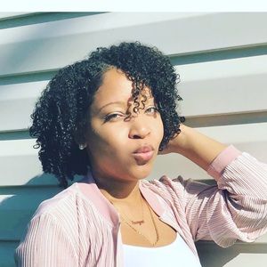 Meet your Posher, Taunyae